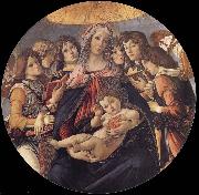 The Madonna and the Nino with angeles Sandro Botticelli